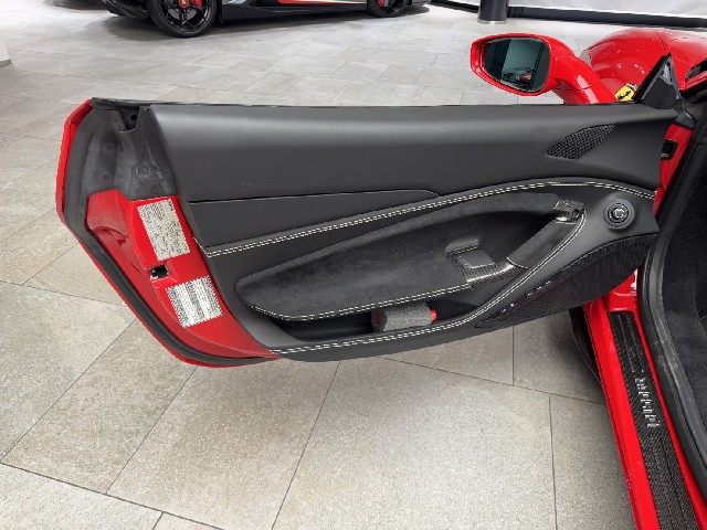 FERRARI F8 SPIDER 2022 Image 27