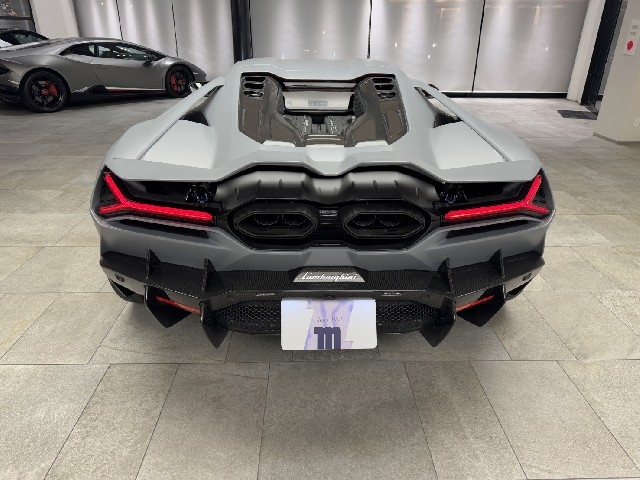 LAMBORGHINI REVUELTO 2025 Image 20