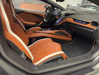 LAMBORGHINI REVUELTO 2025 Image 21