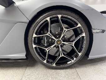 LAMBORGHINI REVUELTO 2025 Image 28