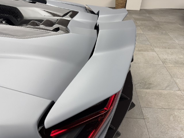 LAMBORGHINI REVUELTO 2025 Image 43