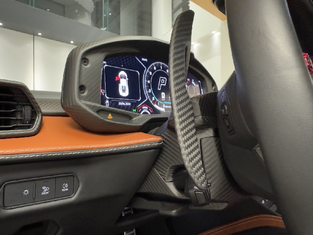 LAMBORGHINI REVUELTO 2025 Image 55