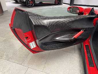 FERRARI SF90 STRADALE 2021 Image 12