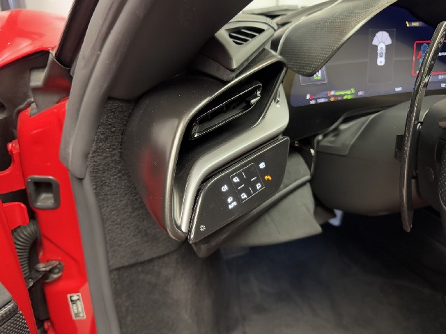 FERRARI SF90 STRADALE 2021 Image 46