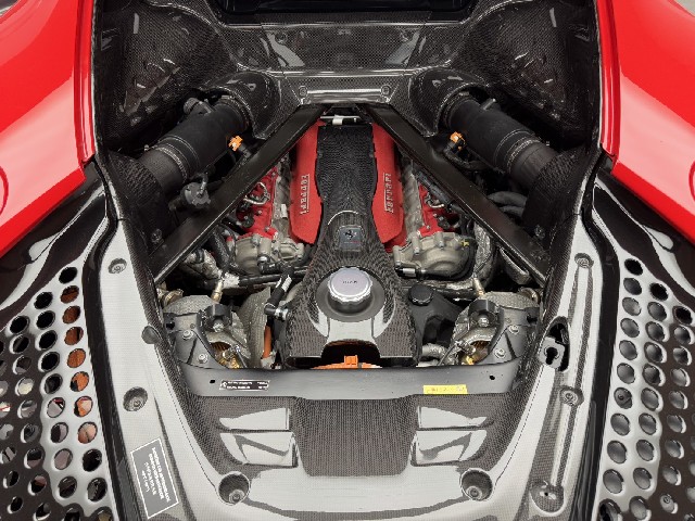 FERRARI SF90 STRADALE 2021 Image 58