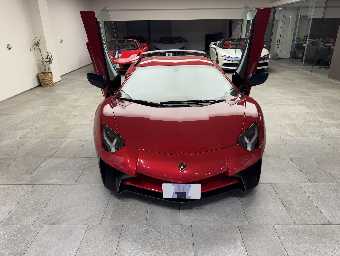 LAMBORGHINI AVENTADOR 2016 Image 2