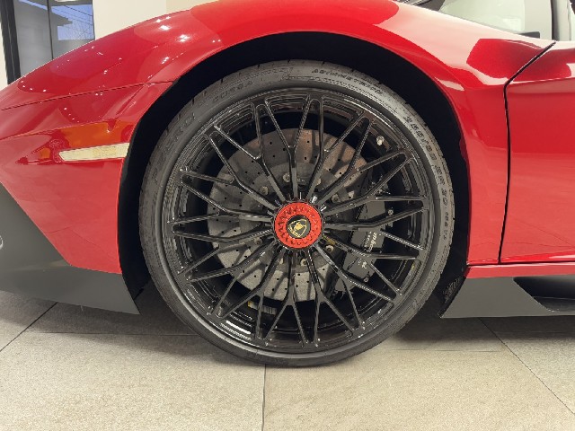 LAMBORGHINI AVENTADOR 2016 Image 31