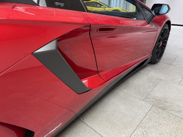 LAMBORGHINI AVENTADOR 2016 Image 46