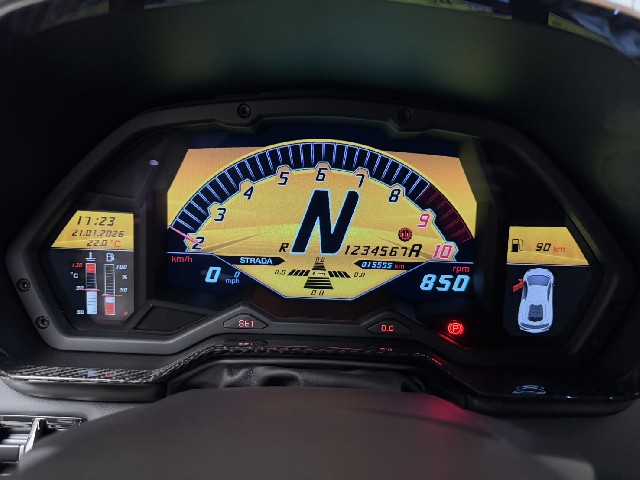 LAMBORGHINI AVENTADOR 2016 Image 57