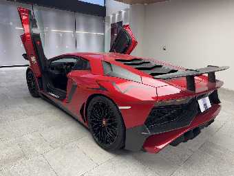 LAMBORGHINI AVENTADOR 2016 Image 7