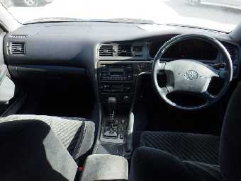 TOYOTA MARK II 1996 Image 2