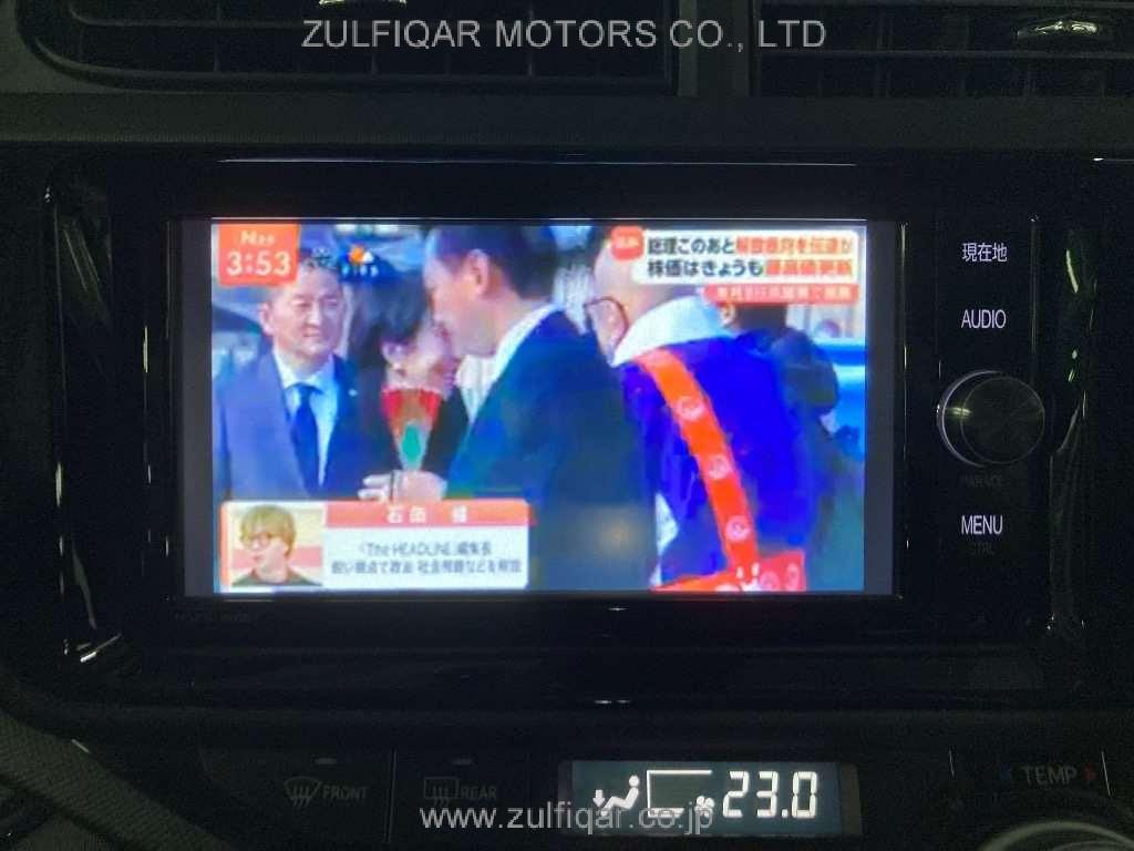 TOYOTA AQUA 2017 Image 11