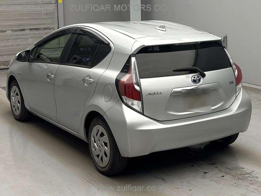 TOYOTA AQUA 2017 Image 4