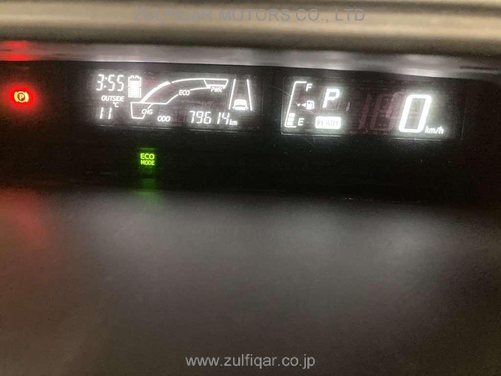 TOYOTA AQUA 2017 Image 10