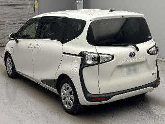 TOYOTA SIENTA 2017 Image 4