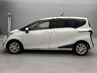 TOYOTA SIENTA 2017 Image 5