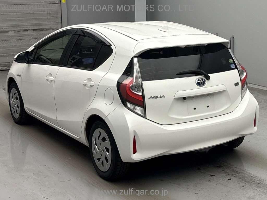 TOYOTA AQUA 2019 Image 4