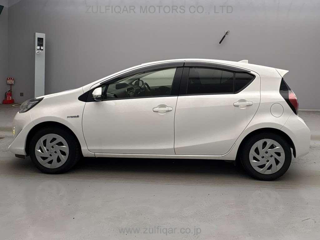 TOYOTA AQUA 2019 Image 5