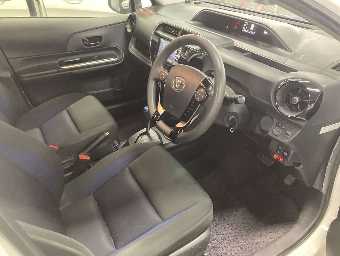 TOYOTA AQUA 2019 Image 7