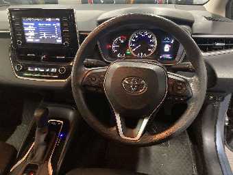 TOYOTA COROLLA TOURING 2020 Image 9