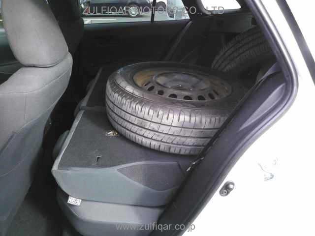 TOYOTA COROLLA TOURING 2020 Image 9