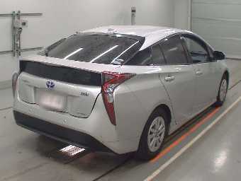 TOYOTA PRIUS 2018 Image 2