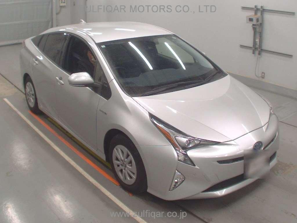 TOYOTA PRIUS 2018 Image 5