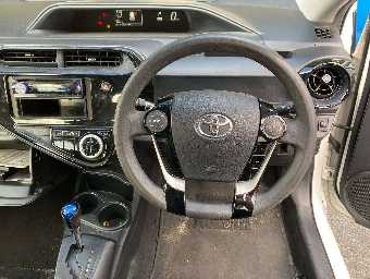 TOYOTA AQUA 2019 Image 6