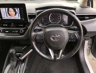 TOYOTA COROLLA TOURING 2020 Image 6