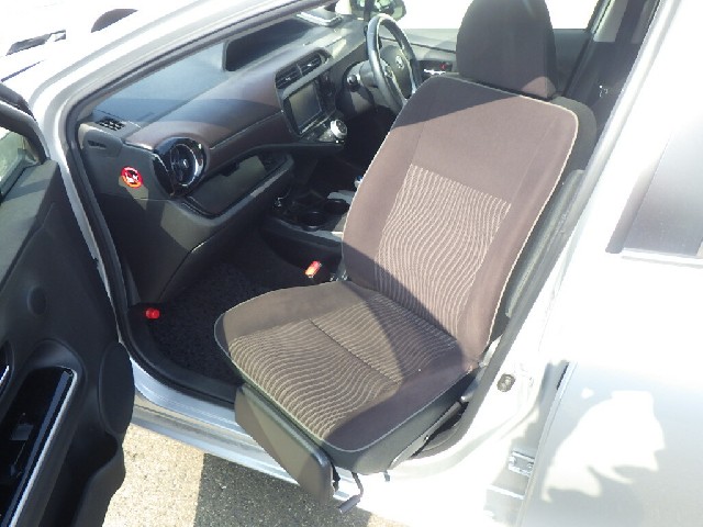 TOYOTA AQUA 2015 Image 23