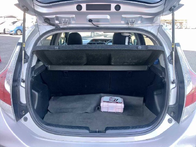 TOYOTA AQUA 2015 Image 27