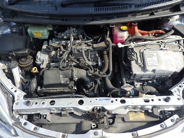 TOYOTA AQUA 2015 Image 35