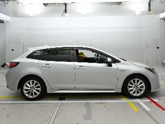 TOYOTA COROLLA TOURING 2020 Image 3