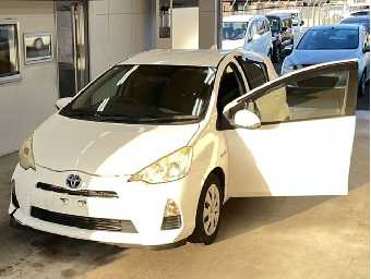 TOYOTA AQUA 2012 Image 1