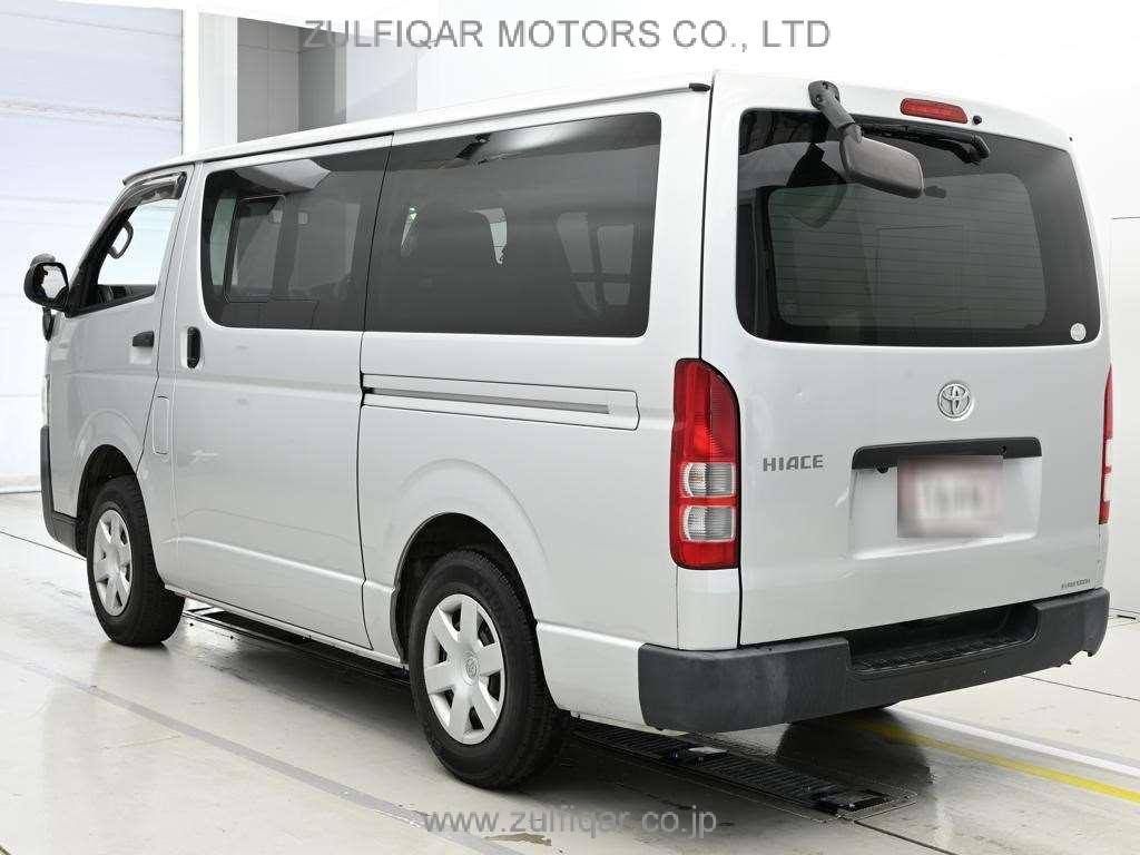 TOYOTA HIACE 2016 Image 6