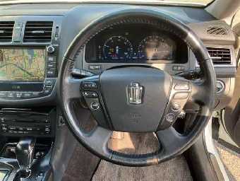 TOYOTA CROWN HYBRID 2008 Image 4