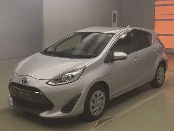 TOYOTA AQUA 2019 Image 1
