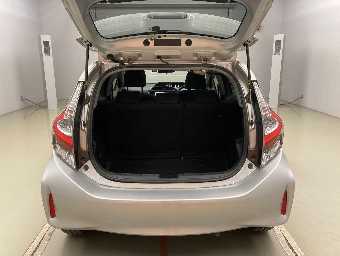 TOYOTA AQUA 2019 Image 11