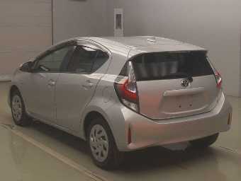 TOYOTA AQUA 2019 Image 4