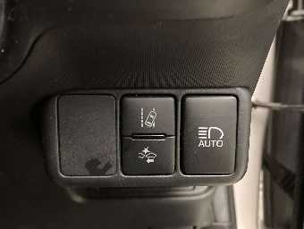 TOYOTA AQUA 2019 Image 7