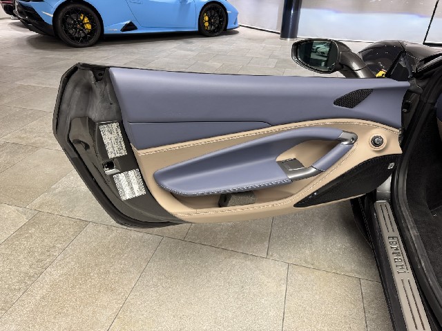 FERRARI F8 SPIDER 2021 Image 25