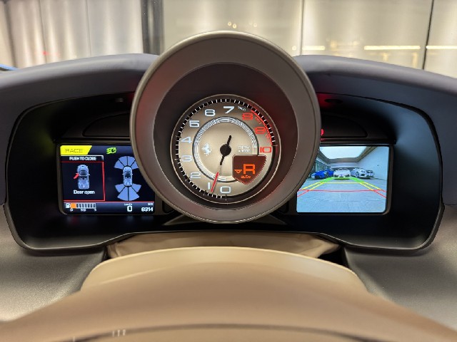 FERRARI F8 SPIDER 2021 Image 59