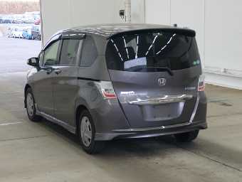 HONDA FREED HYBRID 2013 Image 2