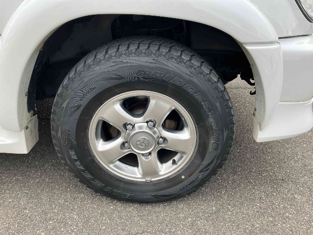 TOYOTA LAND CRUISER 100 2001 Image 23