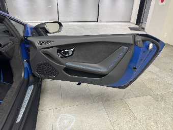 LAMBORGHINI HURACAN 2024 Image 16