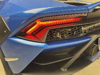 LAMBORGHINI HURACAN 2024 Image 28