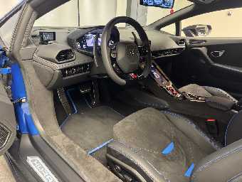 LAMBORGHINI HURACAN 2024 Image 9