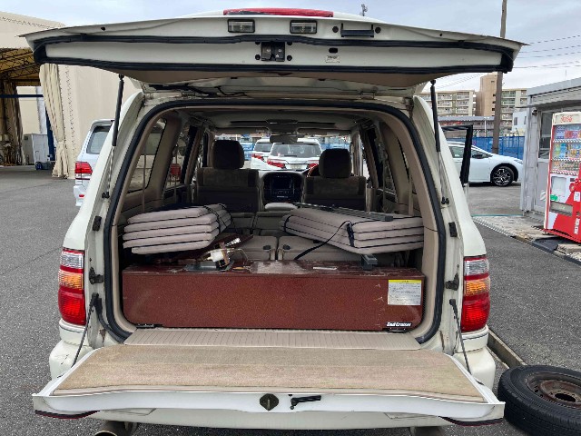 TOYOTA LAND CRUISER 100 2000 Image 23