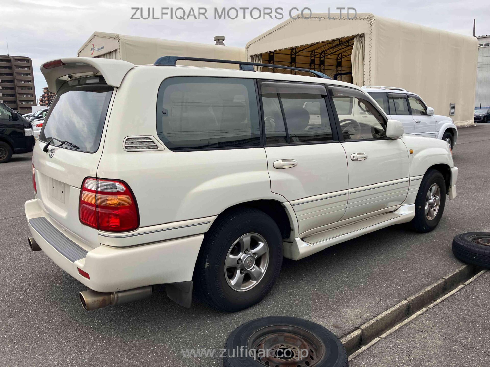 TOYOTA LAND CRUISER 100 2000 Image 10