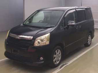 TOYOTA NOAH 2008 Image 1